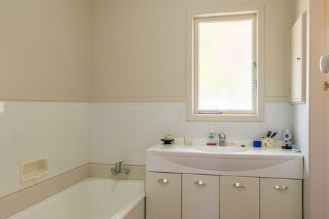 Photo of property in 25 Mokorua Parade, Whakatane, 3120