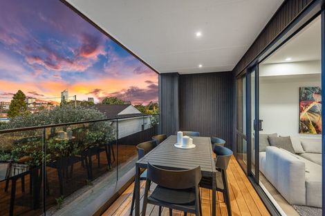 Photo of property in 13a Dominion Street, Takapuna, Auckland, 0622