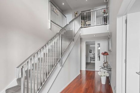 Photo of property in 31 Linkwater Way, Parklands, Christchurch, 8083