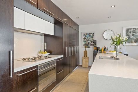 Photo of property in 12 Holly Road, St Albans, Christchurch, 8014