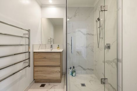 Photo of property in 26u3 Hunter Street, Hamilton Lake, Hamilton, 3204