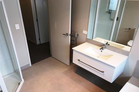 Photo of property in 35 Crabb Fields Lane, Riverhead, 0820