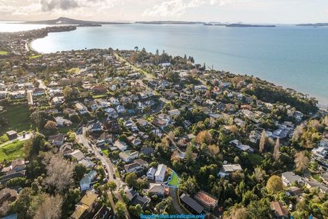 Photo of property in 38a Colmar Road, Mellons Bay, Auckland, 2014