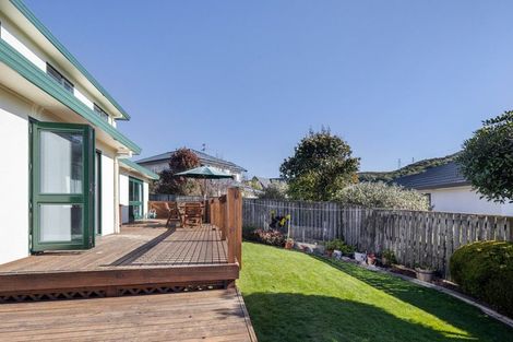 Photo of property in 5 Ridley Green, Churton Park, Wellington, 6037