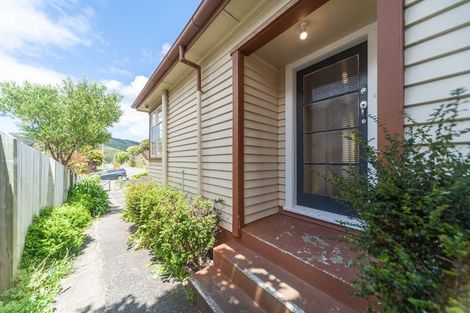 Photo of property in 34 Allington Road, Karori, Wellington, 6012