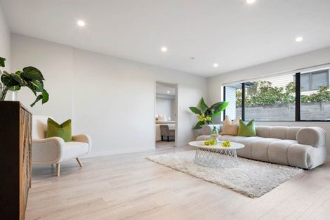 Photo of property in 15c Living Stream Road, Albany Heights, Auckland, 0632