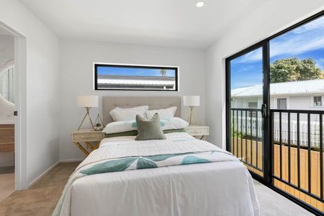 Photo of property in 70c Bond Crescent, Forrest Hill, Auckland, 0620