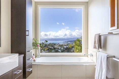 Photo of property in 12 Thorby Street, Northland, Wellington, 6012