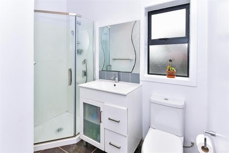 Photo of property in 325 Massey Road, Mangere East, Auckland, 2024