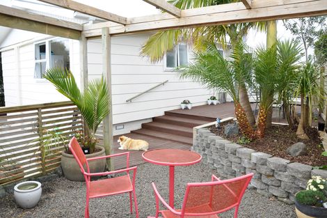 Photo of property in 21 Snells Beach Road, Snells Beach, 0920