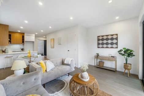 Photo of property in 1/9 Blanes Road, Weymouth, Auckland, 2103