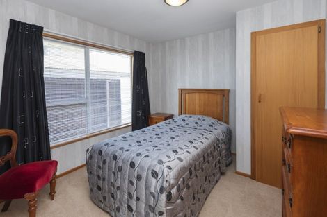 Photo of property in 18 Moffett Street, Islington, Christchurch, 8042