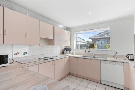 Photo of property in 16 Tika Street, Riccarton, Christchurch, 8041