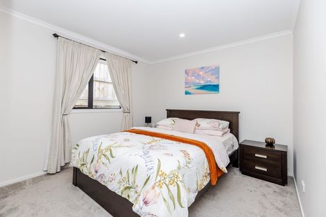 Photo of property in 24 Te Tiireke Drive, Glenview, Hamilton, 3206