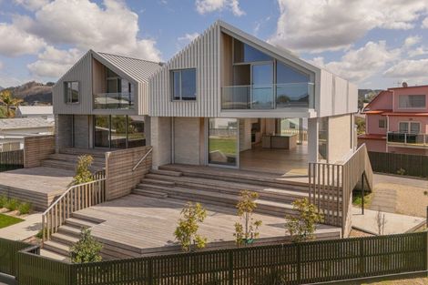 Photo of property in 203 Winifred Avenue, Whangamata, 3620