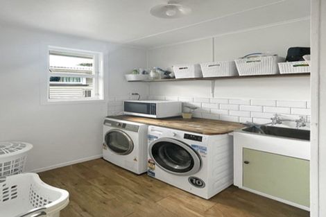 Photo of property in 8 Taunton Place, Lynmouth, New Plymouth, 4310