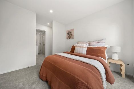 Photo of property in 3/1088 Beach Road, Torbay, Auckland, 0630