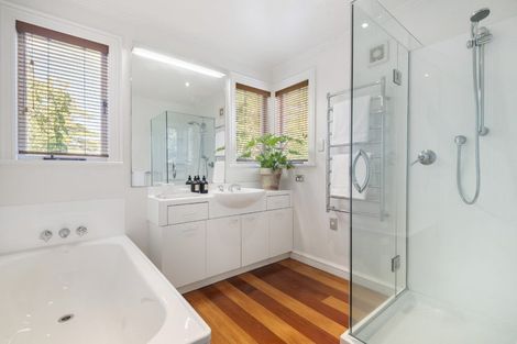 Photo of property in 6 Glade Place, Birkenhead, Auckland, 0626