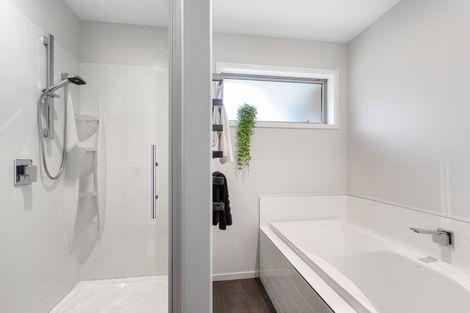 Photo of property in 18 New Creek Mews, Rolleston, 7614