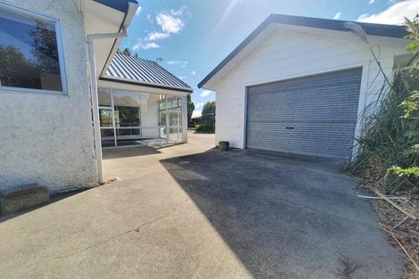 Photo of property in 39 Kaimanawa Street, Kelvin Grove, Palmerston North, 4414