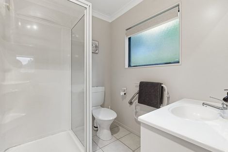 Photo of property in 21 Bateleur Close, Welcome Bay, Tauranga, 3112