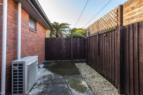Photo of property in 112 Riverlaw Terrace, Saint Martins, Christchurch, 8022