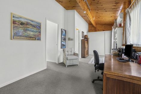 Photo of property in 66-66a Kuratawhiti Street, Greytown, 5712