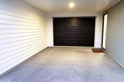 Photo of property in 8 Equine Way, Brookfield, 3110