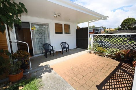 Photo of property in 1 Chevron Drive, Bellevue, Tauranga, 3110