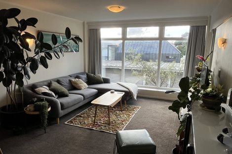 Photo of property in 7/4 Claremont Grove, Mount Victoria, Wellington, 6011