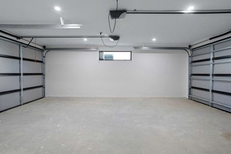 Photo of property in 1 Lamont Place, Waikanae, 5036