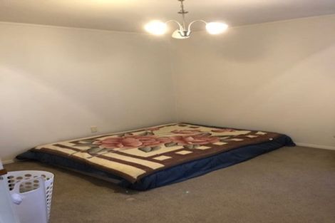 Photo of property in 1/5 Onslow Road, Papakura, 2110