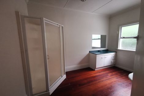 Photo of property in 27 Rimu Street, New Lynn, Auckland, 0600