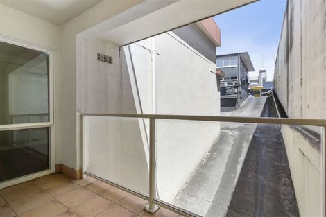 Photo of property in 7/81 Birkenhead Avenue, Birkenhead, Auckland, 0626