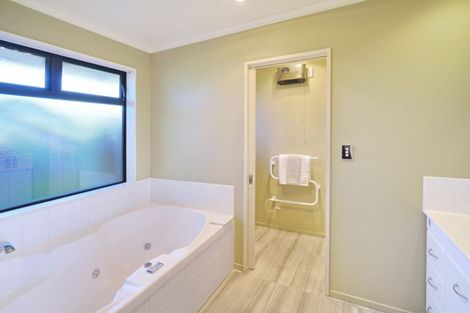 Photo of property in 6 Redfern Street, Northwood, Christchurch, 8051