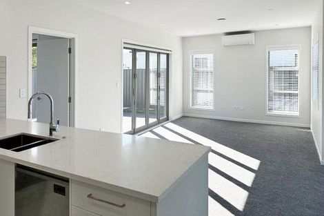 Photo of property in 17 George Yee Place, Taradale, 4112
