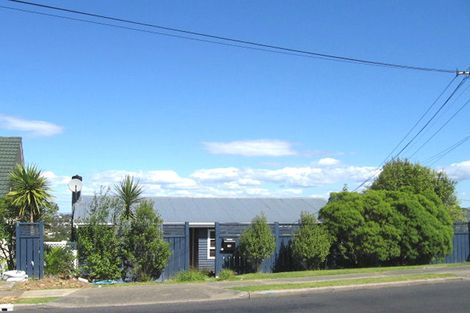Photo of property in 72a Carlisle Road, Browns Bay, Auckland, 0632