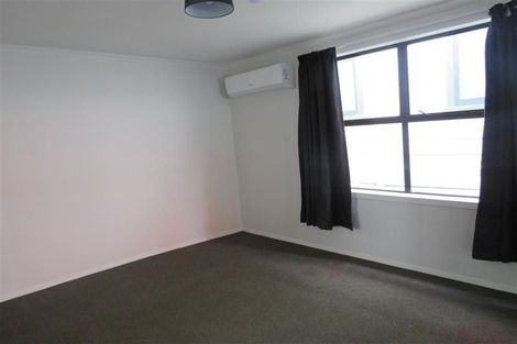 Photo of property in 43 Hall Street, Newtown, Wellington, 6021