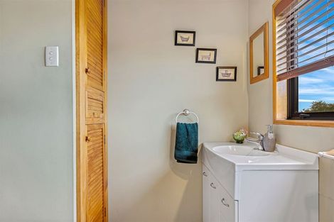 Photo of property in 9 Sawtell Place, Northcote, Christchurch, 8052