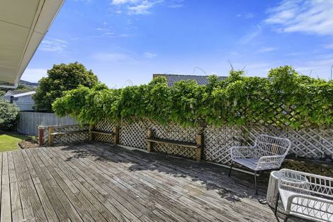 Photo of property in 25 Longfellow Street, Trentham, Upper Hutt, 5018