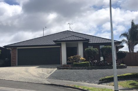Photo of property in 17 Spoonbill Place, Unsworth Heights, Auckland, 0632