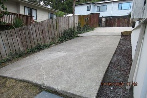 Photo of property in 5 Fernhaven Place, Massey, Auckland, 0614