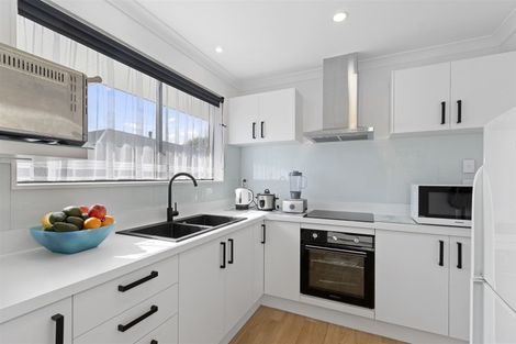 Photo of property in 12 Rutherford Street, Woolston, Christchurch, 8023