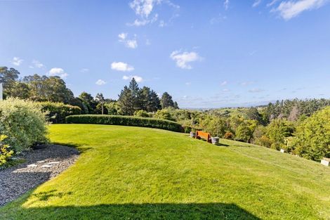 Photo of property in 51 Coutts Way, Fitzherbert, Palmerston North, 4410