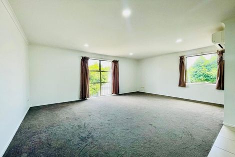 Photo of property in 2 Reins Road, Takanini, 2112