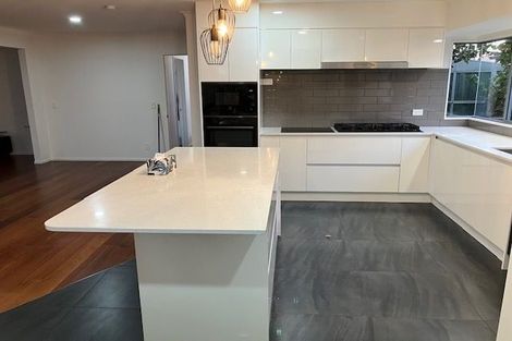 Photo of property in 8 Kalberry Place, East Tamaki, Auckland, 2016
