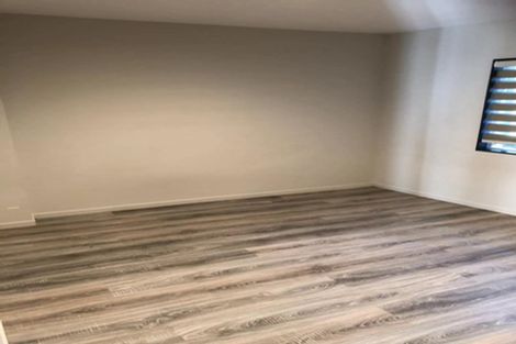 Photo of property in 208 Don Buck Road, Massey, Auckland, 0614