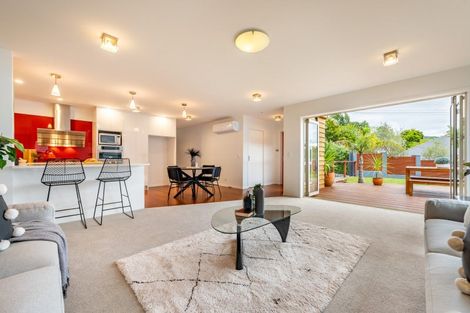 Photo of property in 74f Heretaunga Square, Silverstream, Upper Hutt, 5019
