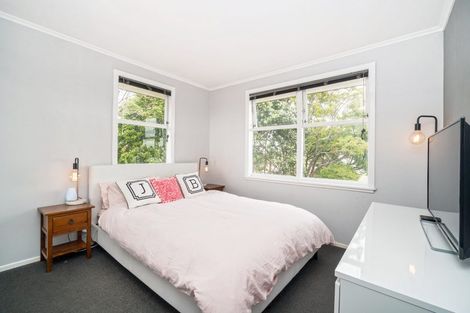 Photo of property in 3/10 Coroglen Avenue, Birkenhead, Auckland, 0626