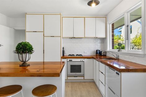 Photo of property in 2/10 Bretts Road, St Albans, Christchurch, 8052